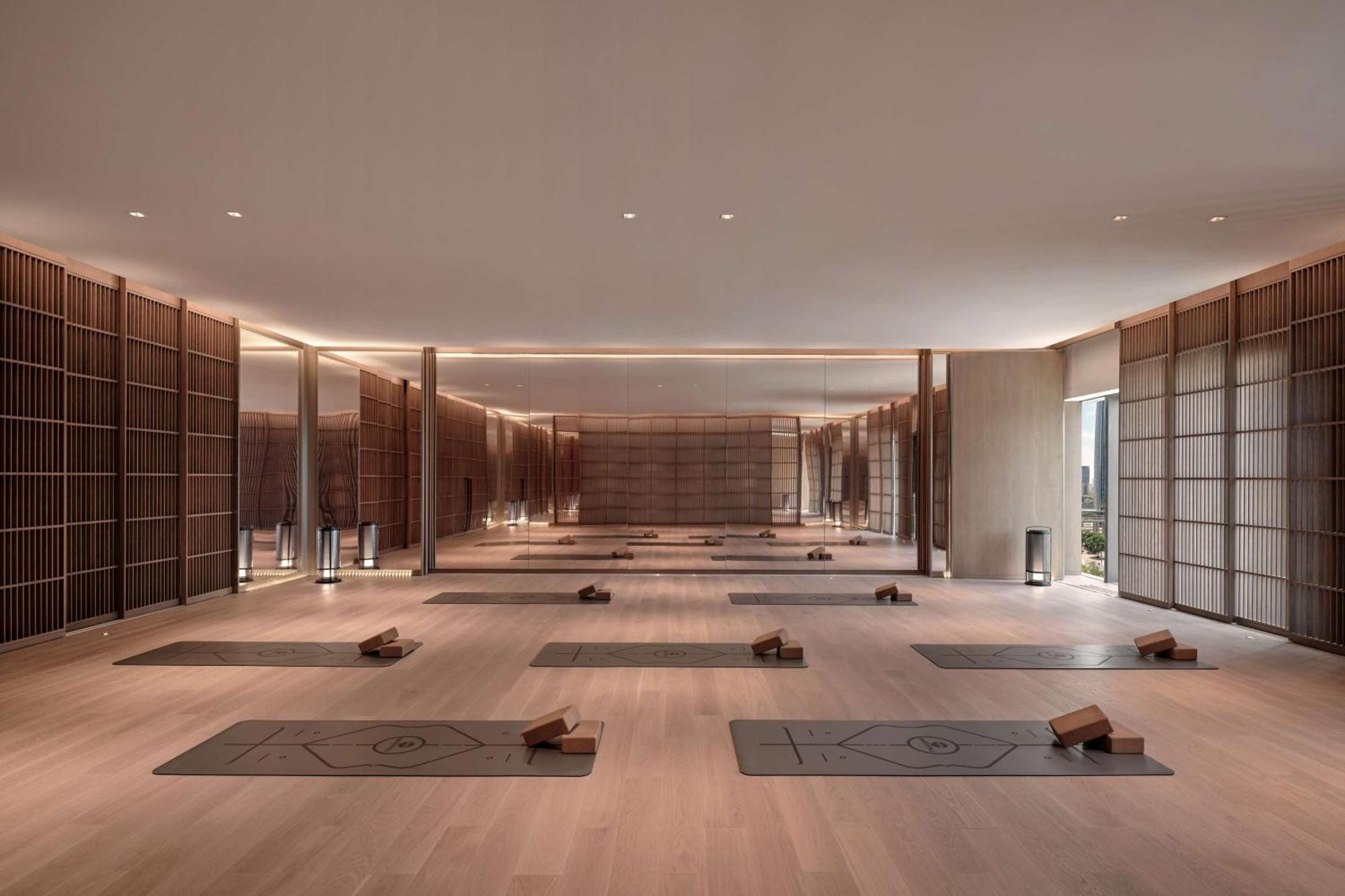 Conrad Shenzhen, The First Art Museum Hotel In Greater Bay Area With The Stunning Bay And Sunset View In The Hotel Terrace Exterior foto